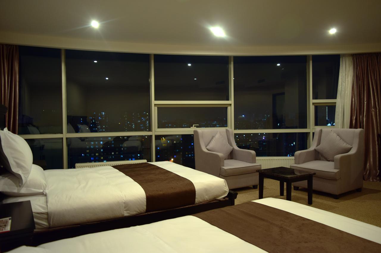 Royal Mountain Hotel อูลานบาตอร์ ภายนอก รูปภาพ