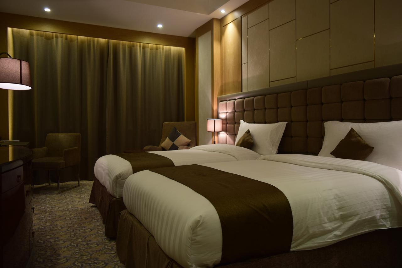 Royal Mountain Hotel อูลานบาตอร์ ภายนอก รูปภาพ
