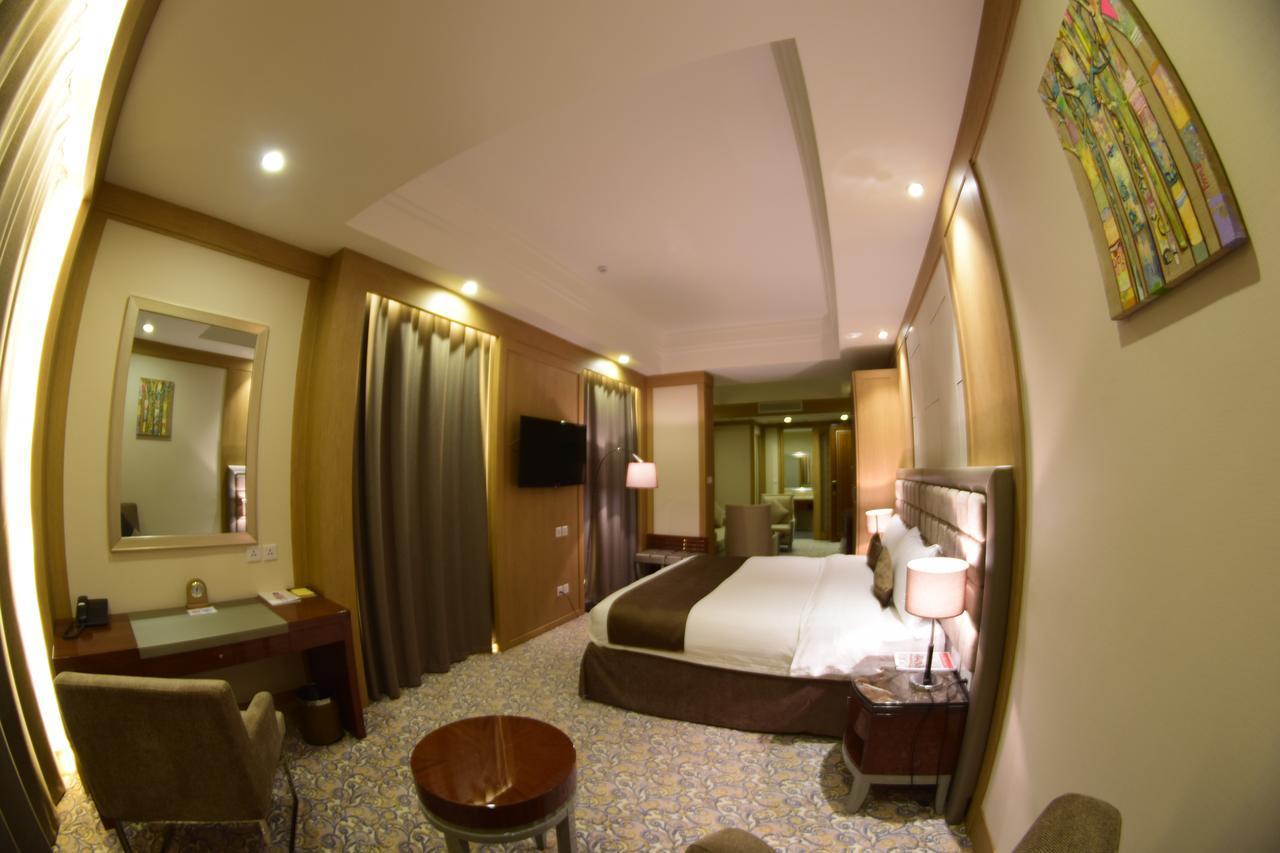 Royal Mountain Hotel อูลานบาตอร์ ภายนอก รูปภาพ