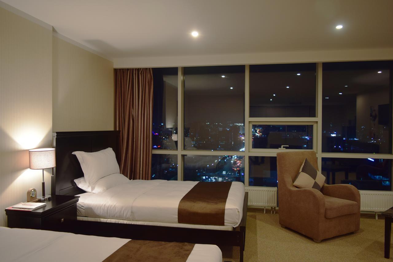 Royal Mountain Hotel อูลานบาตอร์ ภายนอก รูปภาพ