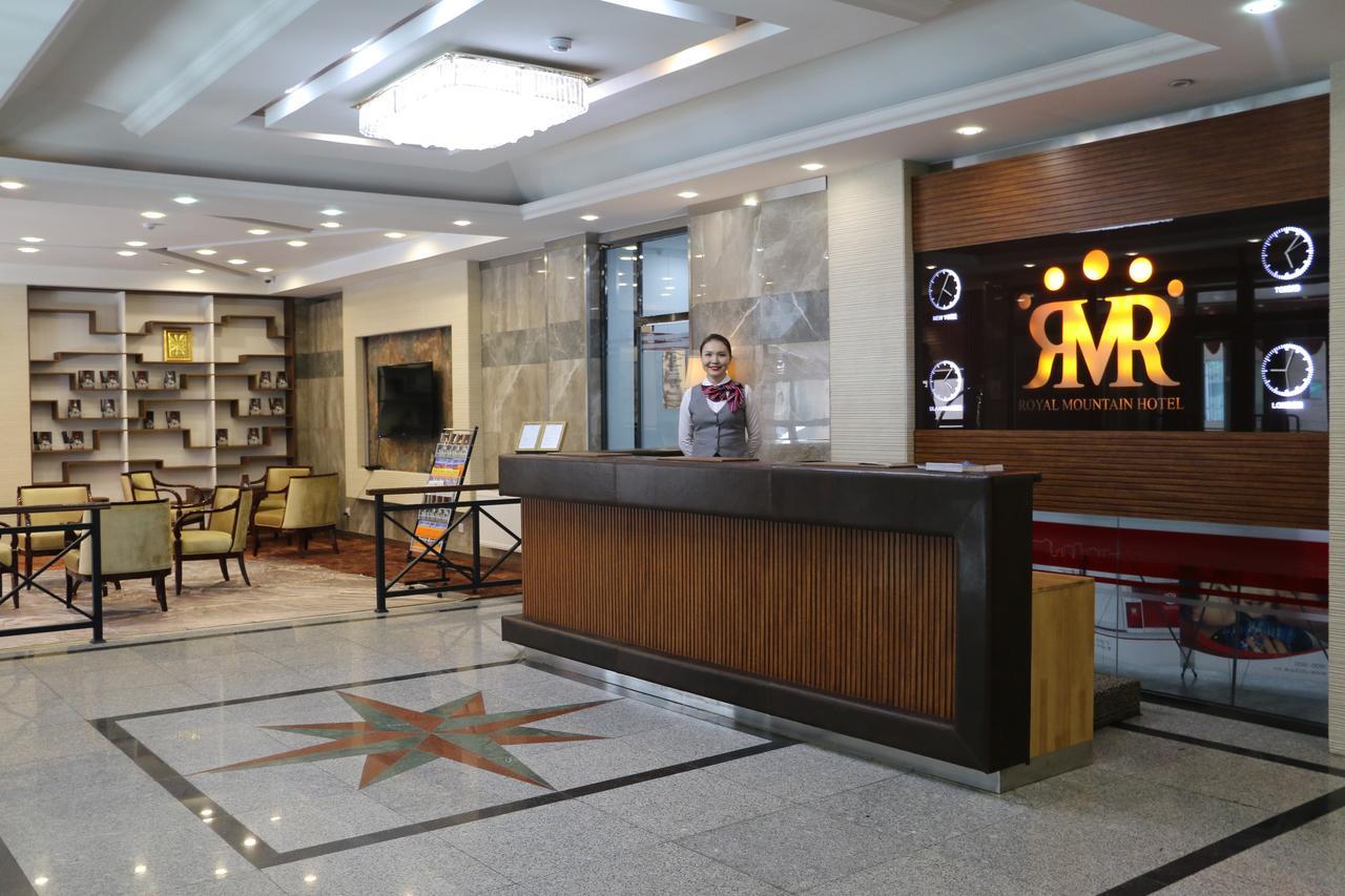 Royal Mountain Hotel อูลานบาตอร์ ภายนอก รูปภาพ